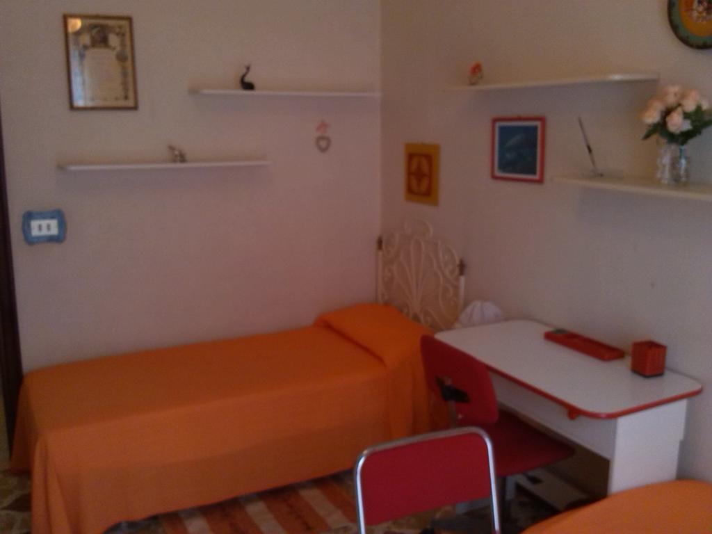 Апартаменты Happy House Wifi Free Bici Free Авола Экстерьер фото